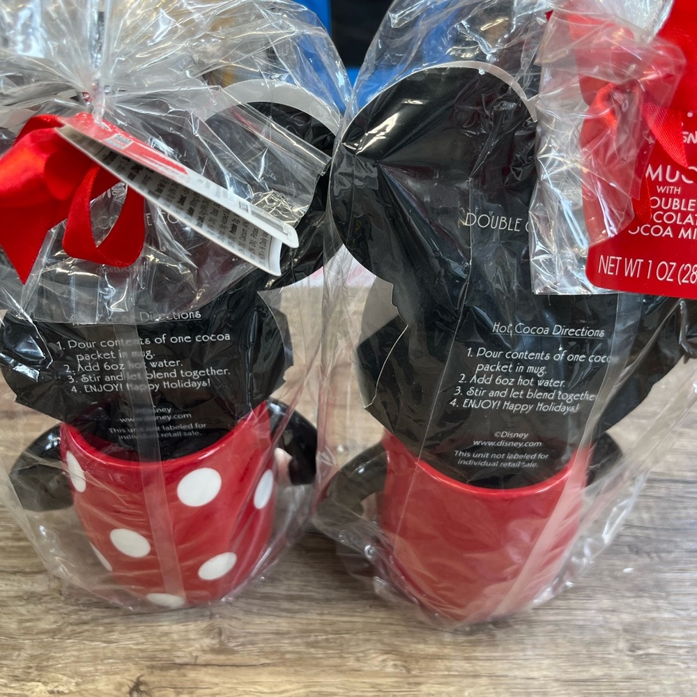 Disney Red and Black Mickey Mouse Holiday Mugs - Picture 4 of 5